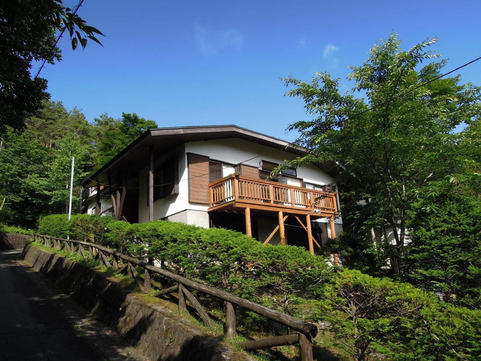 Готель Risumura Holiday House Яманакако Екстер'єр фото